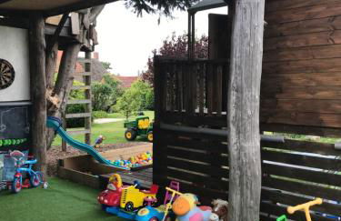 Rew Farm Country & Equestrian Accommodation - Sunrise Lodge - Foto 48