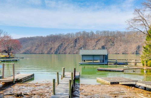 Lake Views and Private Dock Radford Retreat! - Foto 28