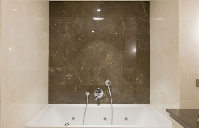 Ist flats Serviced Apartments - EMAAR SQ - Photo 70