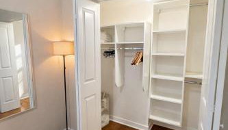 Flexhome West Town - Spacious 2BR Duplex - Sleeps 8 - Foto 4