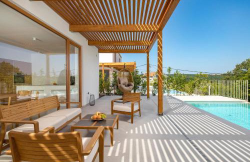 Villa 2 with Pool Soline, Krk, 280 m from beach, by 4Villas - Foto 23