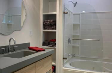 Lazy Lake Life Awaits! - Foto 4