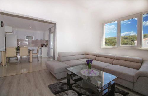 Conte Čikara Apartment - Foto 16