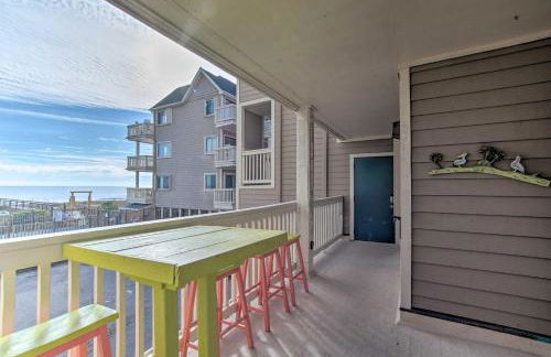 Walk to Shore! Ocean-View Condo in Carolina Beach - Foto 2