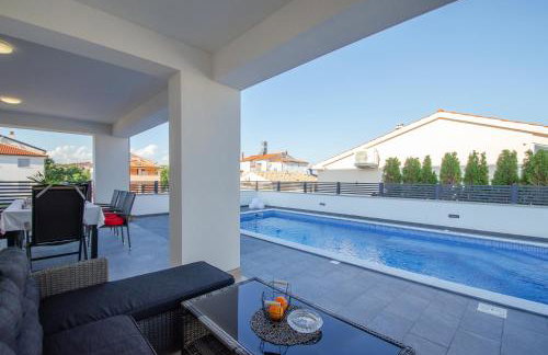 Villa Anna Barbariga, NEW 2022 luxurious villa with private pool! - Photo 43