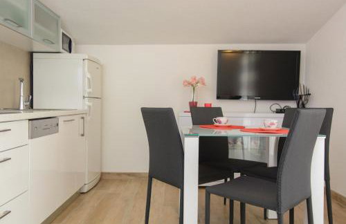 Apartments Brico - Heated Pool - Foto 8