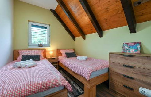 3 Bedroom Amazing Home In Lepoglava - Foto 36