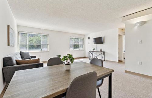 Legacy at Imperial Village 417 I 2 Bed 2 Bath - Foto 4