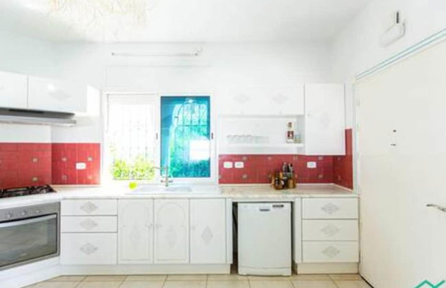 Dar Barsha Beach Front White Sand and Happiness - Foto 15