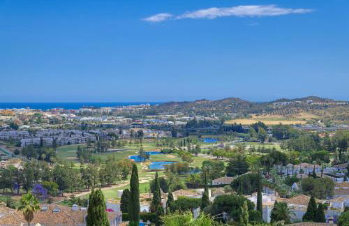 Villa Vista Verde Mijas Golf - Luxury with Optional heated pool & jacuzzi - Photo 38