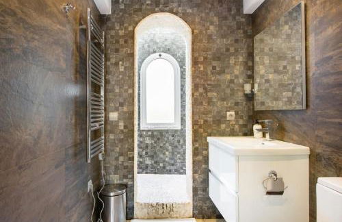 Boutique Townhouse with Hot Tub near Puerto Banus - Foto 19