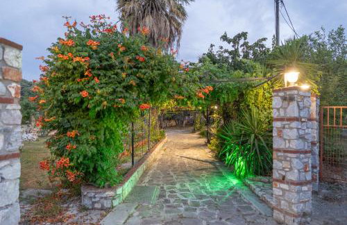 Miranta's Cottage - Photo 54