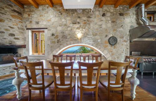 Villa Candice, Luxurious Historic Villa with Sea View by Rentado - Foto 26