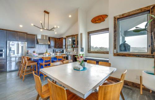 Oceanfront Home with Hot Tub, Sauna, 8 Mi to Newport - Foto 6