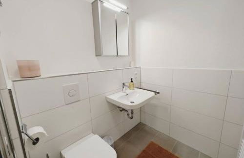 TiCasa HAPPY Zentral-Outlet-Parkplatz-Aufzug-SmartTV-Unique - Foto 7