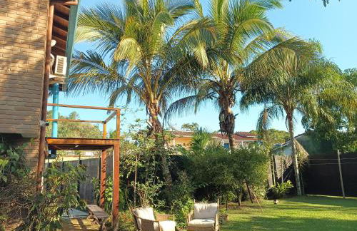 Casa com piscina a 150m da Praia do Lázaro - Foto 1