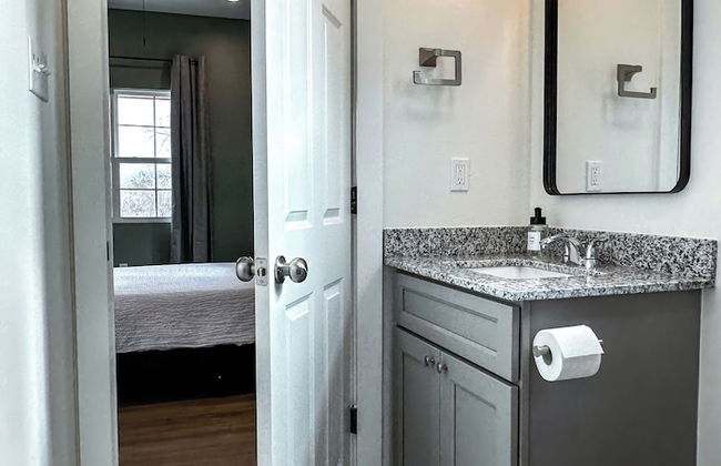 StayAE - Flamingo House - Photo 42