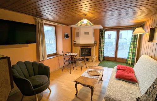 Appartement cosy au cœur de Vagney, proche commerces et sentiers, terrasse et cheminée, à 15km Gérardmer - FR-1-589-304 - Foto 14