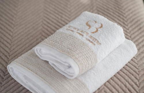 SKYROS BLUE SUITES - Photo 30