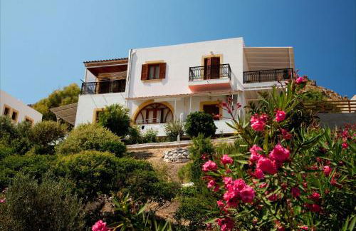 Yvonni Studios - Foto 1