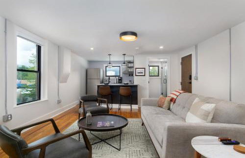 Cherry Street Loft (A) Pet-Friendly & In the Heart of Downtown Black Mtn! - Foto 6