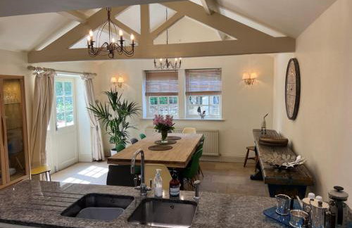 Richmond Hill Cottages, Exclusive 6 bedroom Farm House, Markington with heated pool - Photo 60