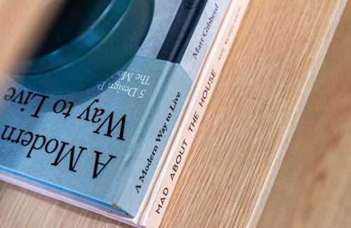 2 bedroom flat by Eccles Station with communal rooftop garden - Foto 7