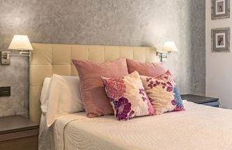 City Center Apartment in Marbella - Photo 3