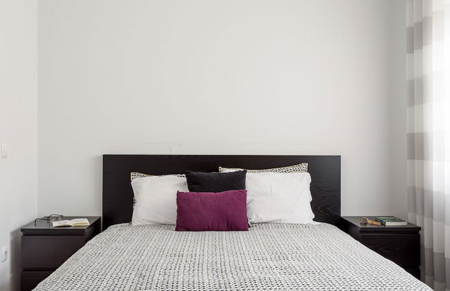 JOIVY Sleek House W/Balcony & 2 Terraces In Porto - Foto 3