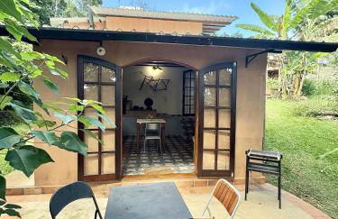 Casa Caipira , Refúgio na Floresta Rota do Vinho - Foto 1