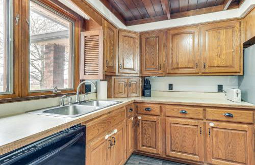 Woodburn Group Getaway Endless On-Site Fun! - Foto 12