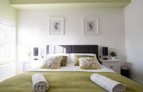 8 Bed, comfortably sleeps 10, 3 Bath house, 5 Mins Manchester Centre - Foto 22