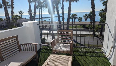 Apartamento con encanto en primera linea de playa - Foto 2