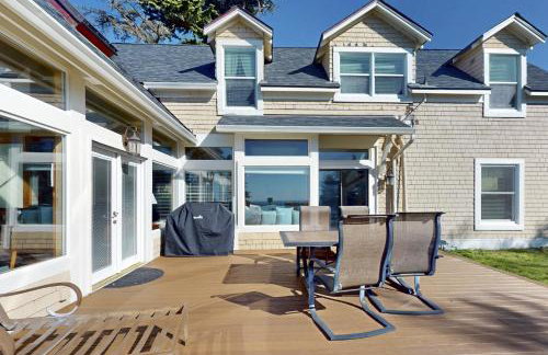 Large Oceanfront Bluff Home - Hot Tub Kids Room - Foto 28
