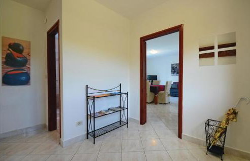 4 Bedroom Stunning Home In Jurani - Foto 19