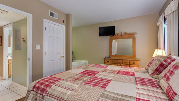 Colonial Crest Condo Unit #113 - Foto 5, Habitación