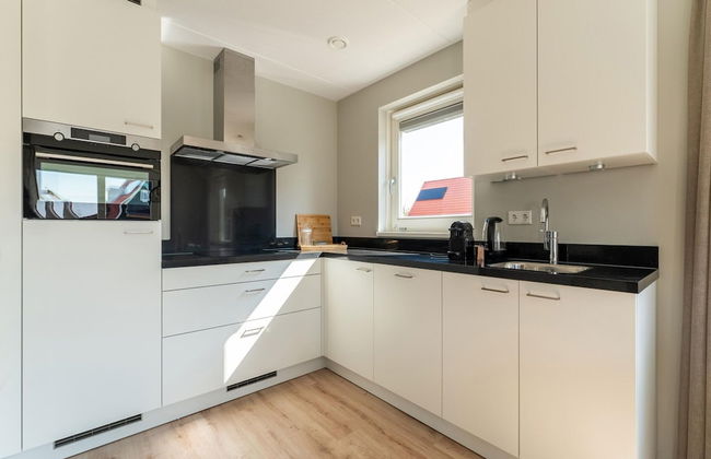 Holiday Home in Scherpenisse Near the Sea - Photo 9