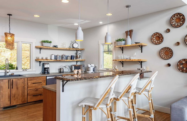 Private Retreat w/ Hot Tub, Amazing Views, Game Room Silver Spoon by Avantstay - Foto 13