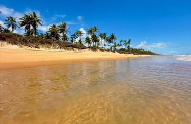 Container Vermelho na beira do rio e a poucos metros do mar com cozinha completo em mogiquiçaba bahia - Foto 21