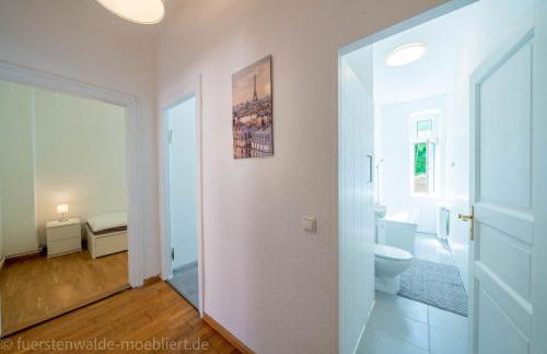 Apt Watt 2 Zimmer 55qm TV Waschmaschine Trockner Vollausstattung zentral - Photo 20