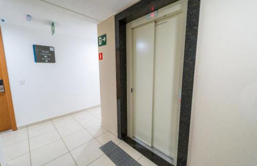 Até 5 Hóspedes, Elevador, Varanda Frente P/ Piscina, Jr Catito - Foto 18