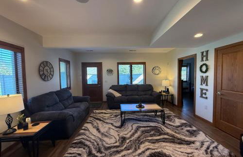 Pet Friendly Fully Furnished 1-Bedroom Oasis - Foto 1