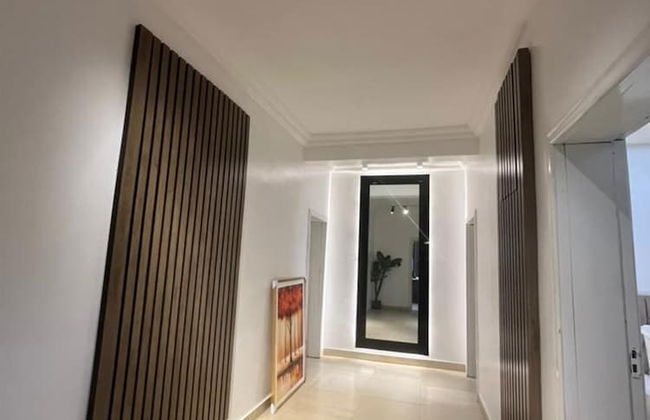 Lovely 3-bed With a Pool Next to Four Point - Foto 17