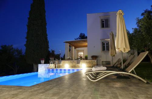 Villa Vigles - Photo 1