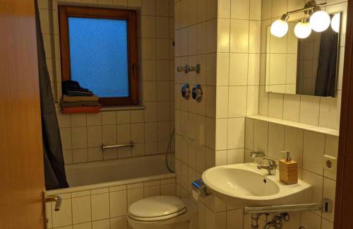 Helle Terrassenwohnung am Waldrand - Photo 7