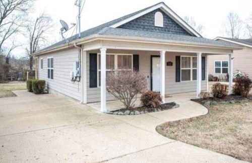 Walnut St, Charming, 3bed, 2bath - Photo 35