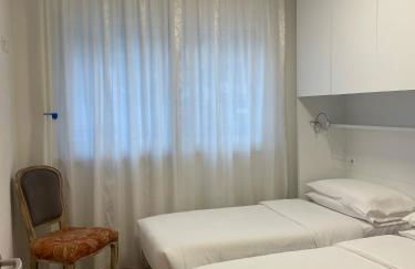 HOLIDAY APARTMENTS GIULIA - Blue - Photo 5