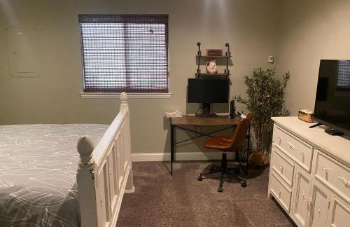 Historic Washington St Balcony - Photo 23