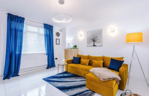 Stunning Home in Altrincham, Large Driveway, Sleeps 7, Perfect For Groups - Foto 14