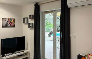 La Cigalière 1 charmant T1 bis avec terrasse dans villa - Foto 12